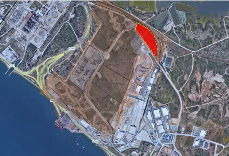 Terreno Comércio / Armazém para Venda em Sado Foto 2