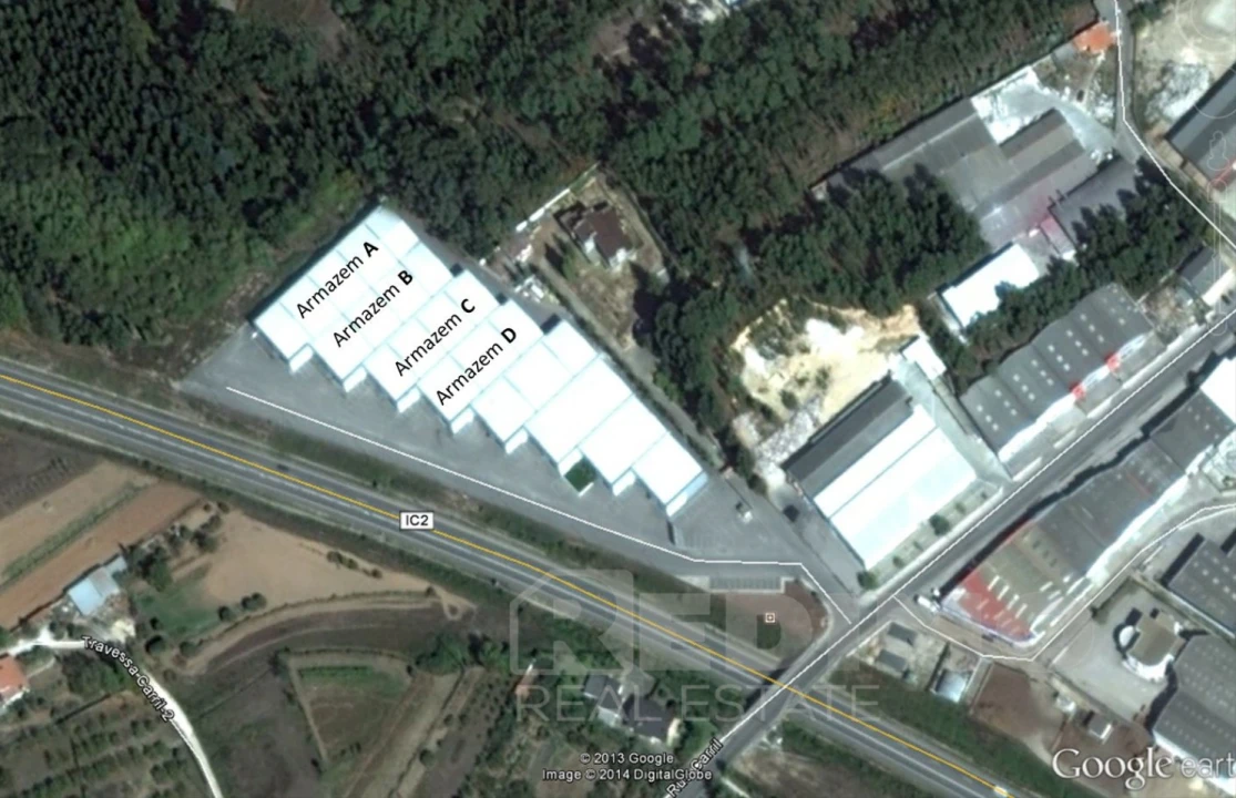 Armazém para Arrendamento em Barrô e Aguada de Baixo Foto 2