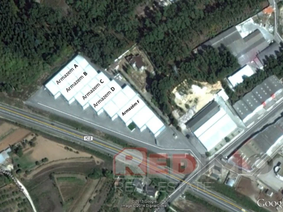 Armazém para Arrendamento em Barrô e Aguada de Baixo Foto 2