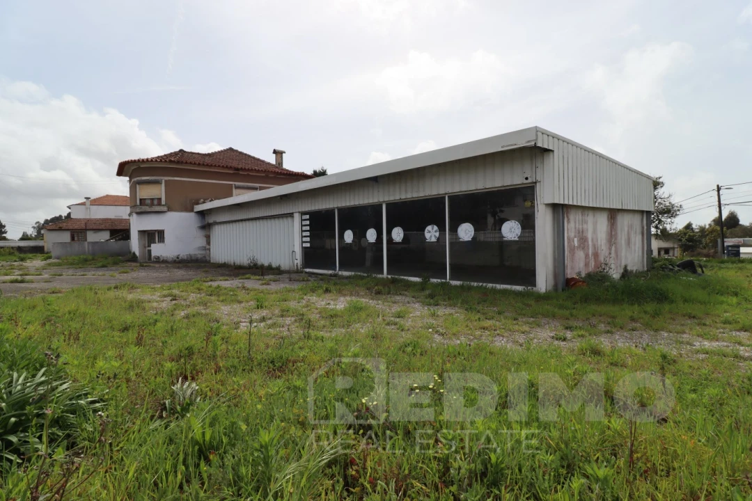 Terreno Misto para Venda em Argoncilhe Foto 9