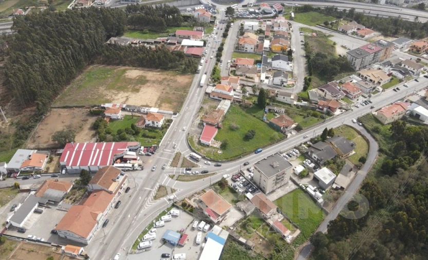Terreno Misto para Venda em Argoncilhe Foto 6