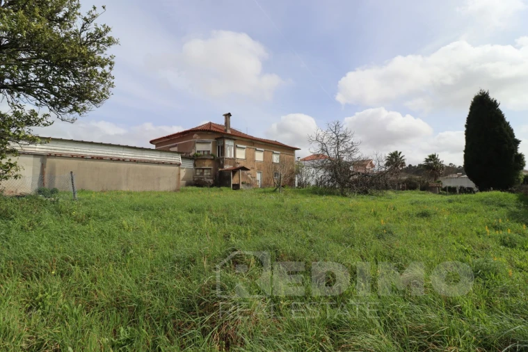 Terreno Misto para Venda em Argoncilhe Foto 15