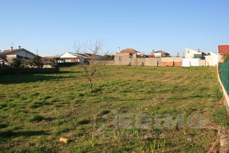 Terreno para Venda em Lourosa Foto 4