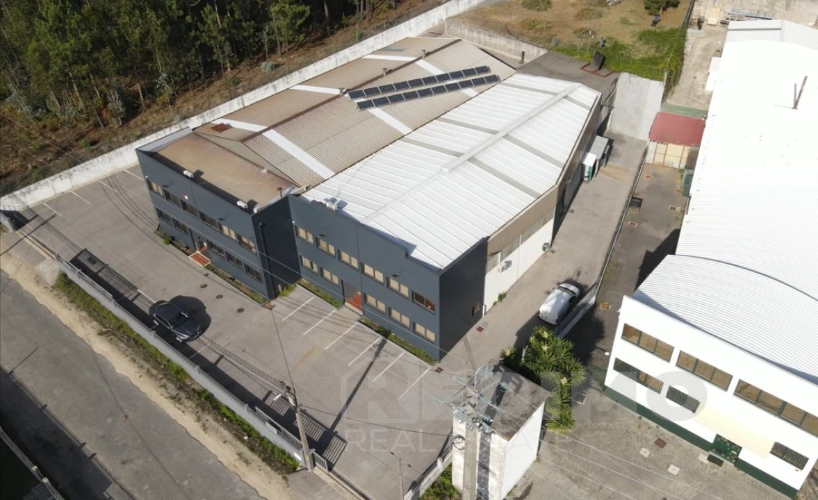 Armazém para Venda em Nogueira do Cravo e Pindelo Foto 7