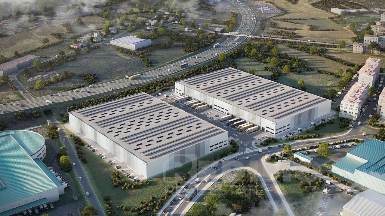 Armazém para Arrendamento em Santa Maria e São Miguel, São Martinho, São Pedro Penaferrim Foto 3