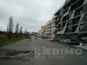 Loja para Arrendamento em Glória e Vera Cruz