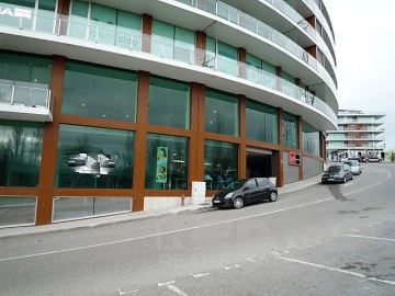 Loja para Arrendamento em Glória e Vera Cruz