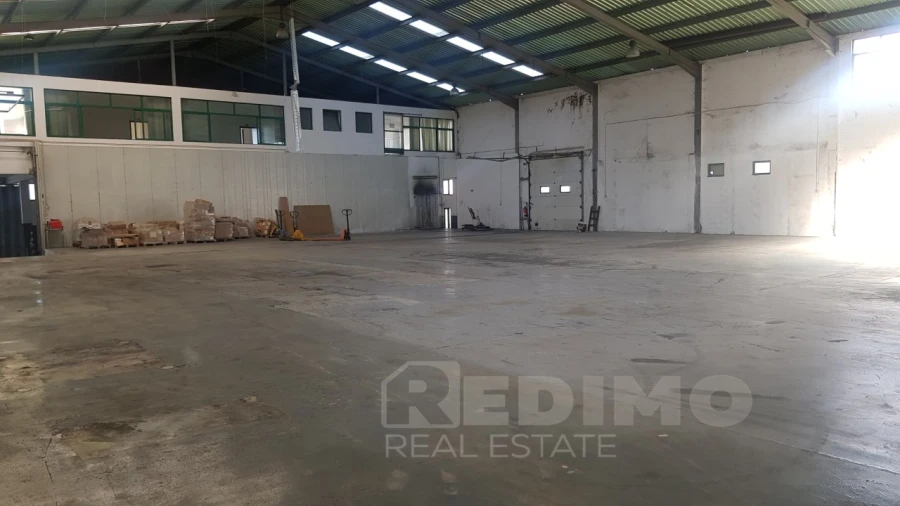 Armazém para Arrendamento em Santa Maria da Feira, Travanca, Sanfins e Espargo Foto 14