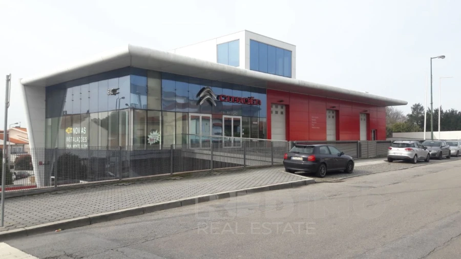 Armazém para Venda em Canelas Foto 5