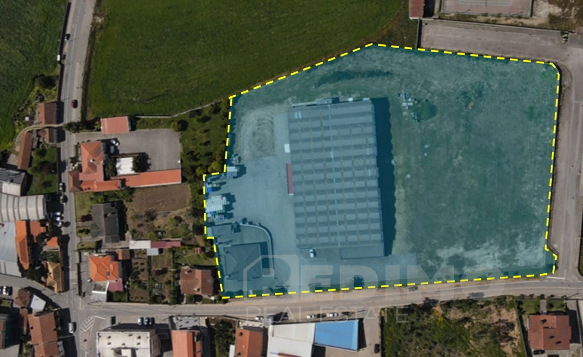Armazém para Venda em São Miguel do Souto e Mosteirô Foto 27