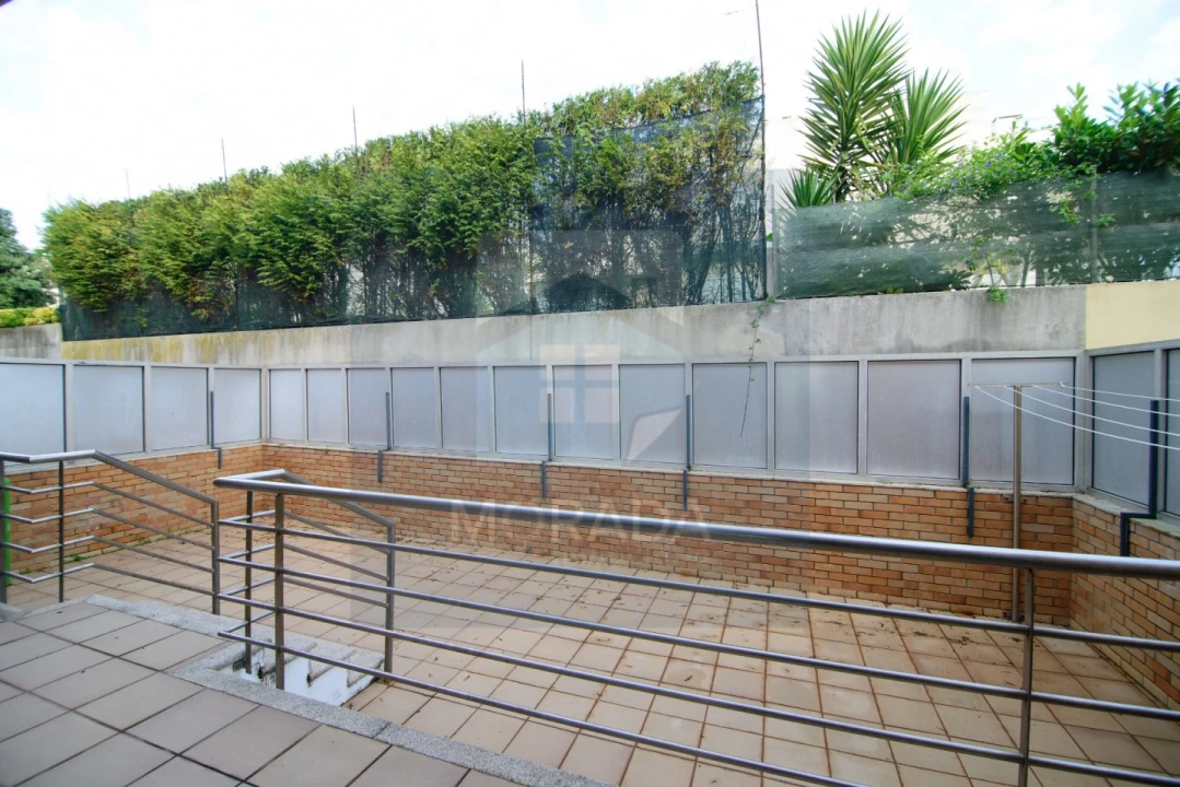 Moradia T4 para Venda em Labruge Foto 4