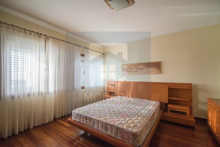 Moradia T4 para Venda em Labruge Foto 10