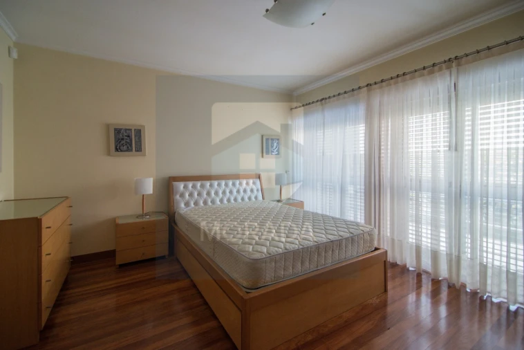 Moradia T4 para Venda em Labruge Foto 14