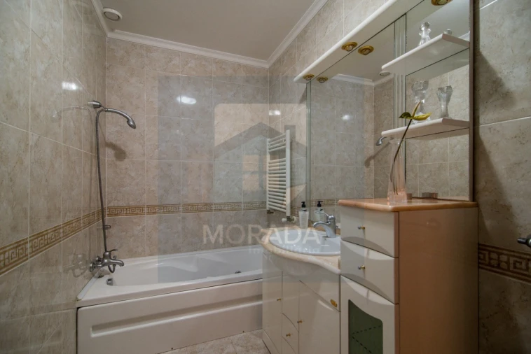 Moradia T4 para Venda em Labruge Foto 29