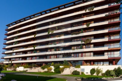 Apartamento para Venda em Lordelo do Ouro e Massarelos