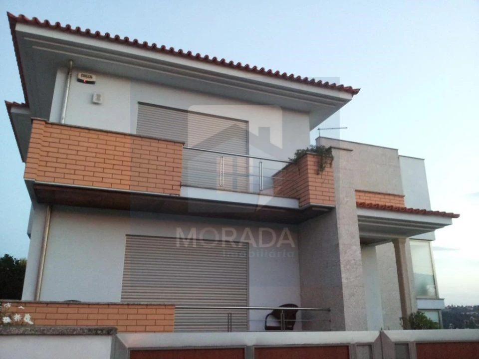 Moradia T4 para Venda em Gondomar (São Cosme), Valbom e Jovim Foto 14