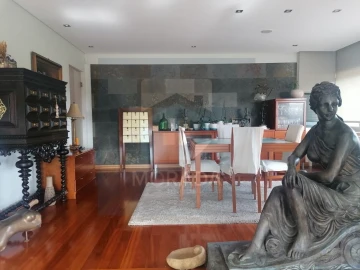 Moradia T4 para Venda em Gondomar (São Cosme), Valbom e Jovim