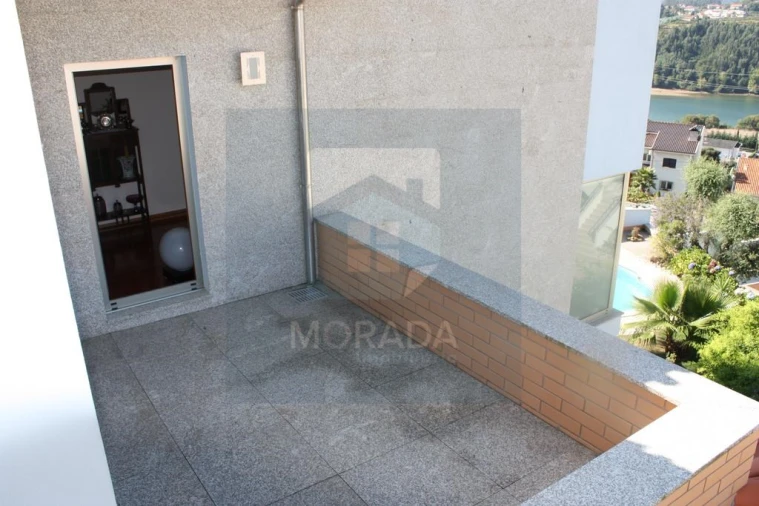 Moradia T4 para Venda em Gondomar (São Cosme), Valbom e Jovim Foto 15