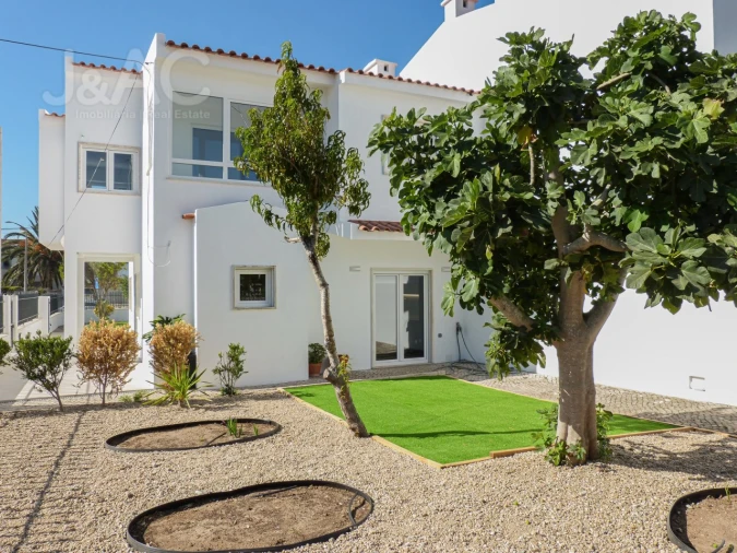 Moradia T4 para Arrendamento em Carcavelos e Parede Foto 3