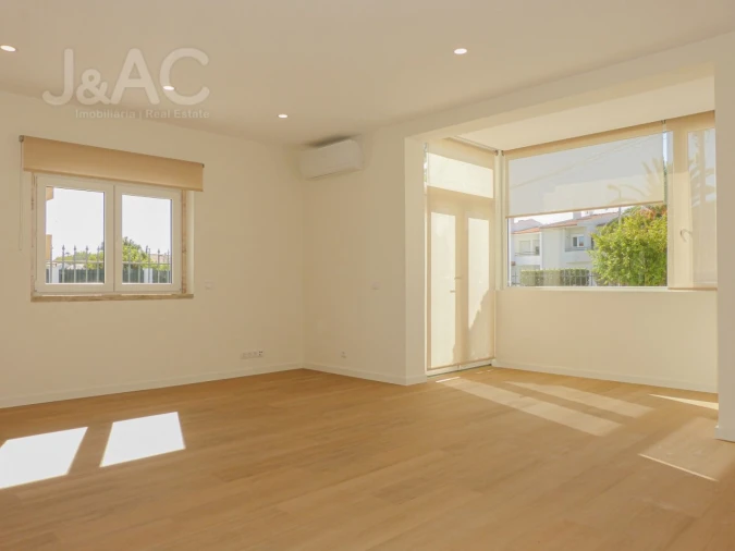 Moradia T4 para Arrendamento em Carcavelos e Parede Foto 8