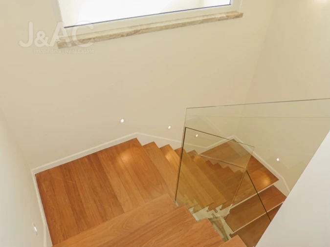 Moradia T4 para Arrendamento em Carcavelos e Parede Foto 18