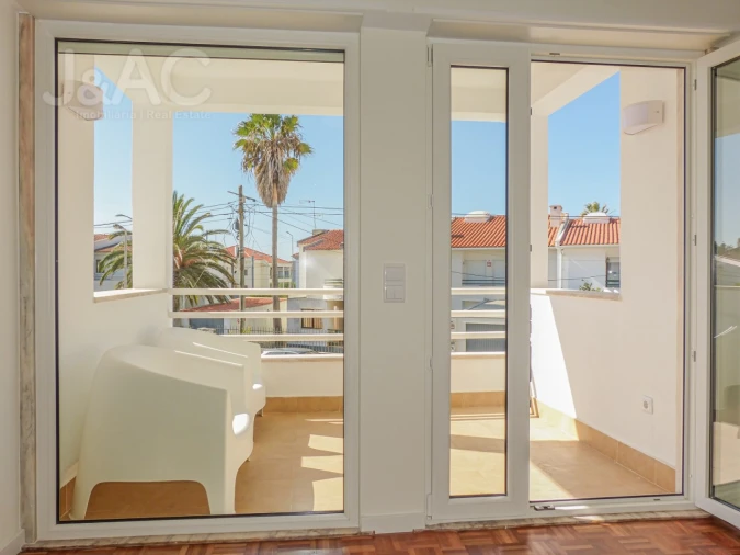 Moradia T4 para Arrendamento em Carcavelos e Parede Foto 27