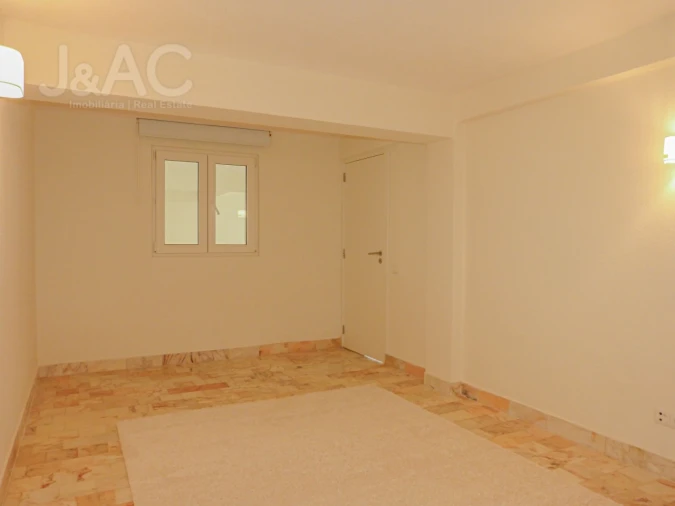 Moradia T4 para Arrendamento em Carcavelos e Parede Foto 35