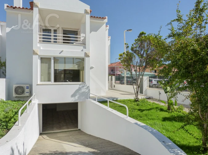 Moradia T4 para Arrendamento em Carcavelos e Parede Foto 39