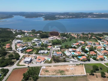 Moradia T4 para Venda em Nadadouro