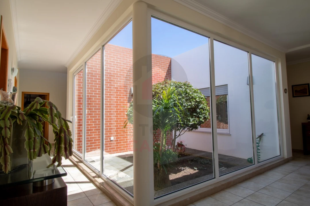 Moradia T4 para Venda em Foz do Arelho Foto 31