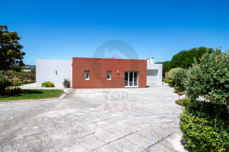 Moradia T4 para Venda em Foz do Arelho Foto 5