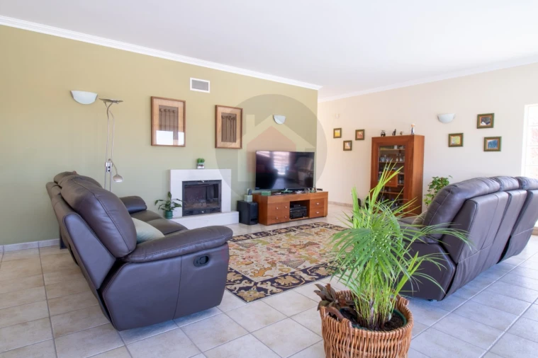 Moradia T4 para Venda em Foz do Arelho Foto 10