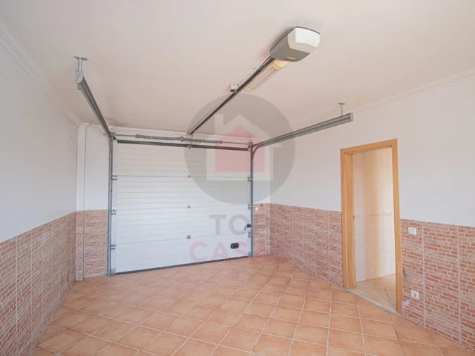 Moradia T4 para Venda em Nadadouro Foto 10
