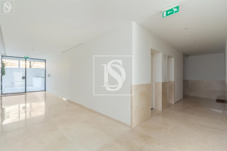 Apartamento T3 para Venda em Aldoar, Foz do Douro e Nevogilde Foto 5