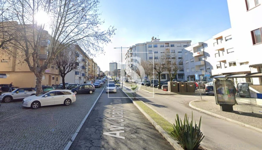 Negócio para Venda em Ermesinde Foto 4