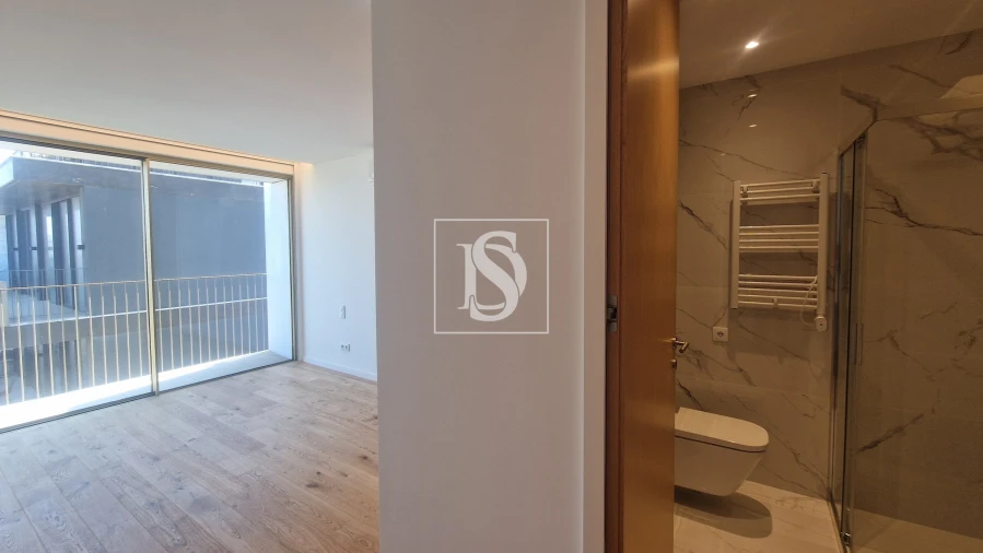 Apartamento T2 para Venda em Canidelo Foto 11