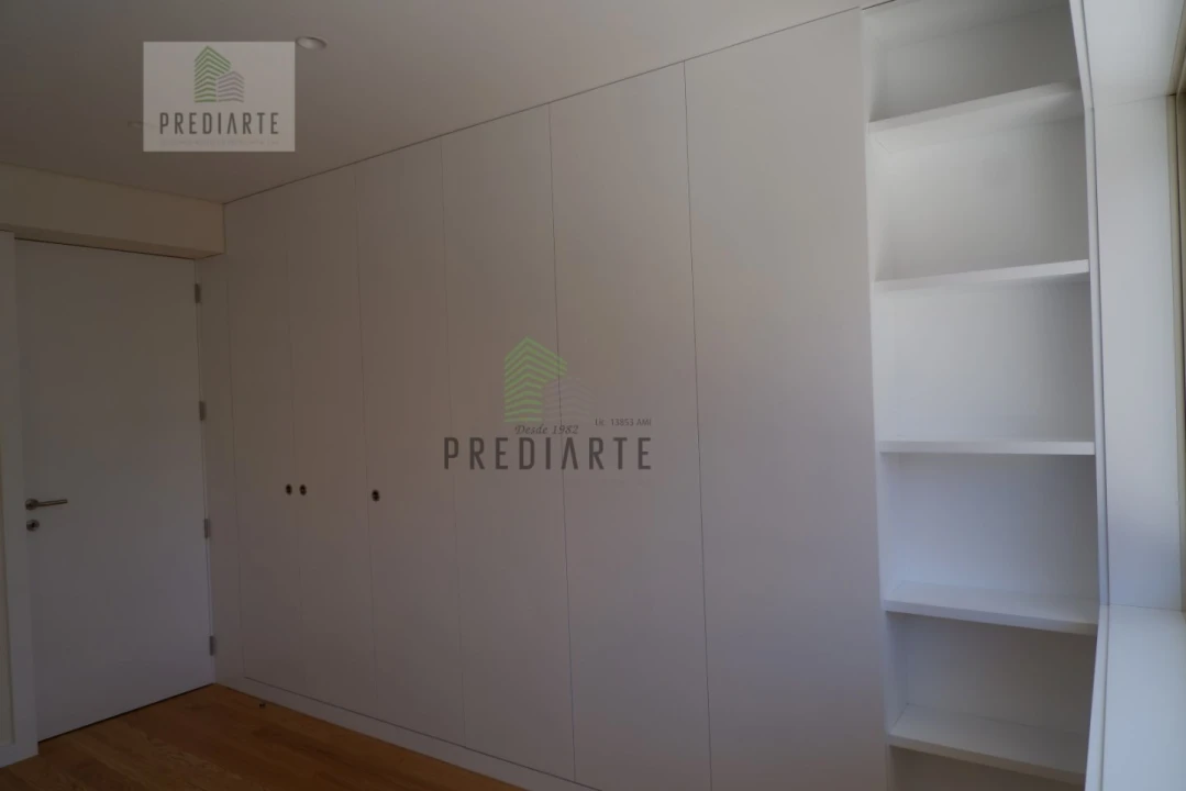 Apartamento T3 para Venda em Lordelo do Ouro e Massarelos Foto 17