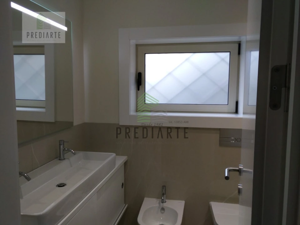 Apartamento T3 para Venda em Lordelo do Ouro e Massarelos Foto 23