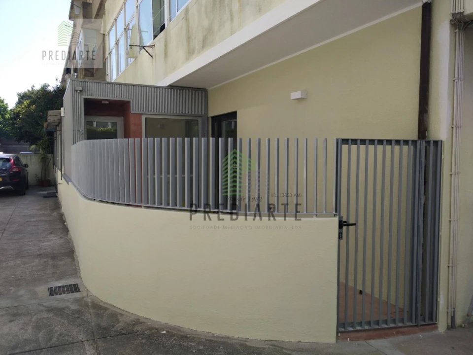 Apartamento T3 para Venda em Lordelo do Ouro e Massarelos Foto 32