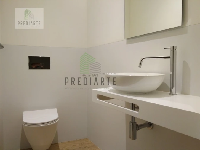 Apartamento T3 para Venda em Lordelo do Ouro e Massarelos Foto 13