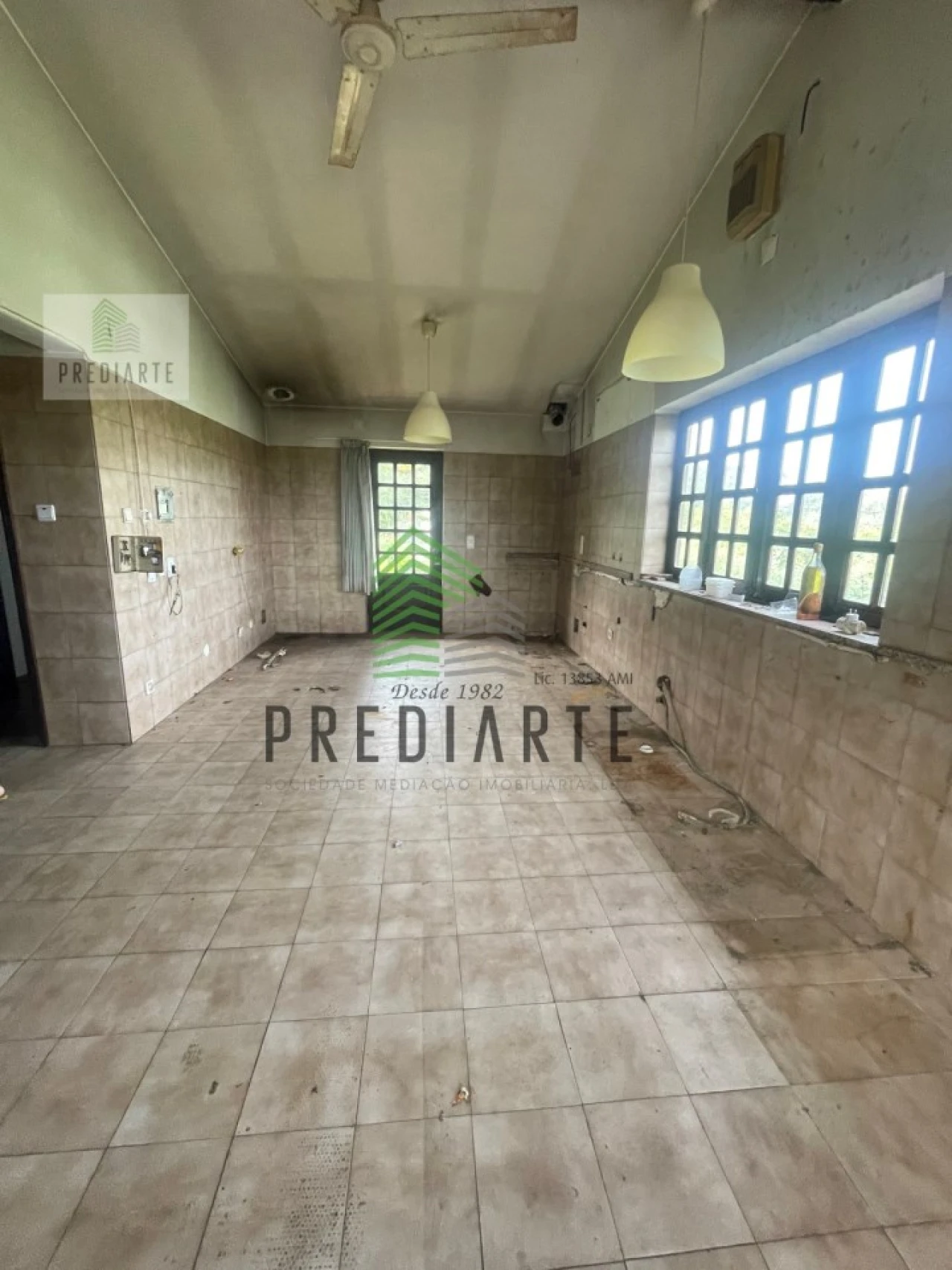 Moradia T4 para Venda em Oliveira do Douro Foto 15
