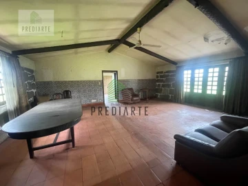 Moradia T4 para Venda em Oliveira do Douro