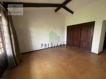 Moradia T4 para Venda em Oliveira do Douro