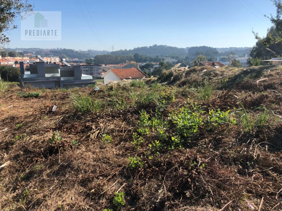 Terreno para Venda em Gulpilhares e Valadares Foto 1