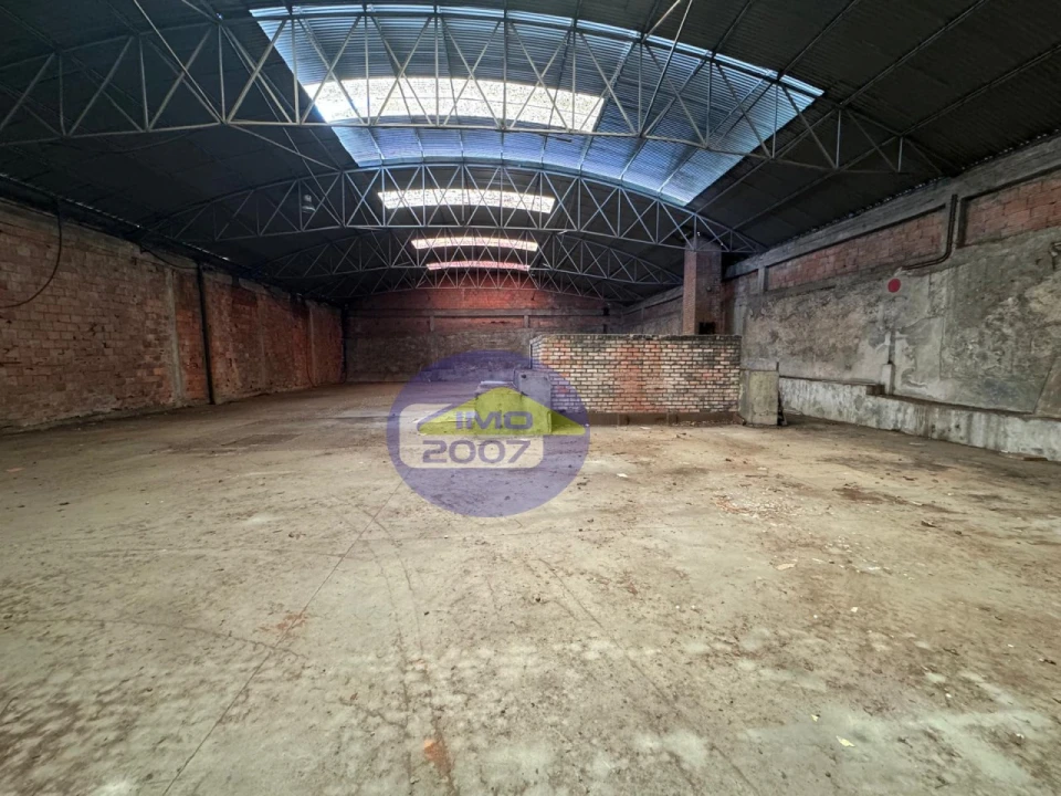 Armazém para Venda em Santa Maria de Lamas Foto 6