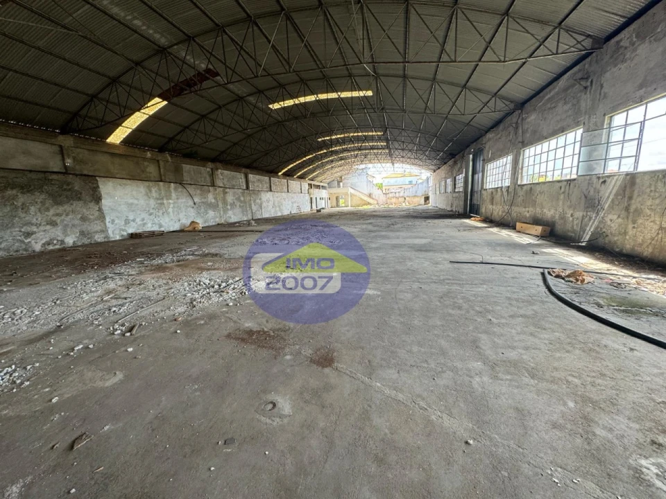 Armazém para Venda em Santa Maria de Lamas Foto 8