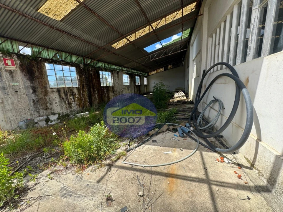 Armazém para Venda em Santa Maria de Lamas Foto 12