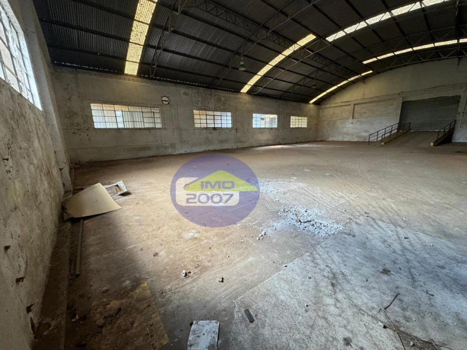 Armazém para Venda em Santa Maria de Lamas Foto 19