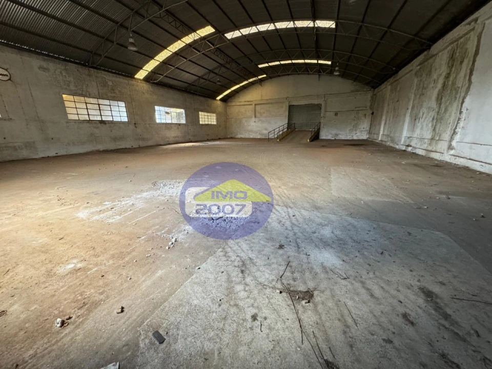 Armazém para Venda em Santa Maria de Lamas Foto 20