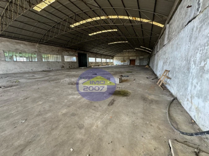 Armazém para Venda em Santa Maria de Lamas Foto 3